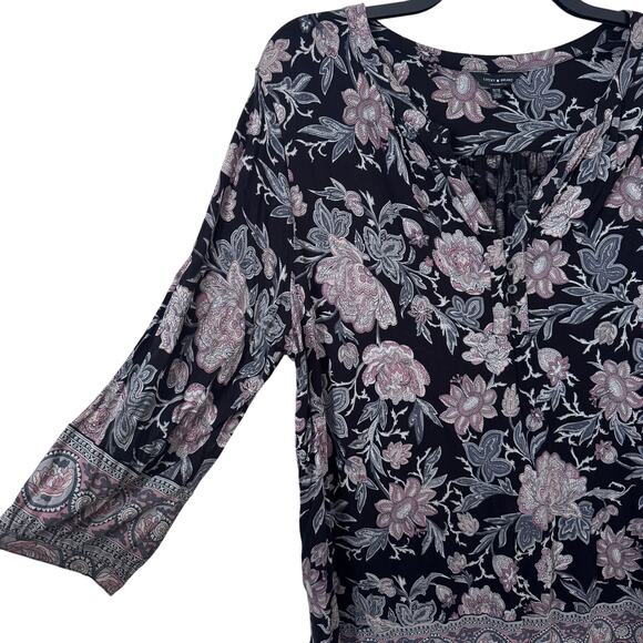 Lucky Brand Womens 3/4 Sleeve Floral Henley Size 1X Black Bohemian Tapestry‎ - Picture 2 of 10